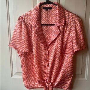 Like new lightweight tie front peachy orange pink blouse